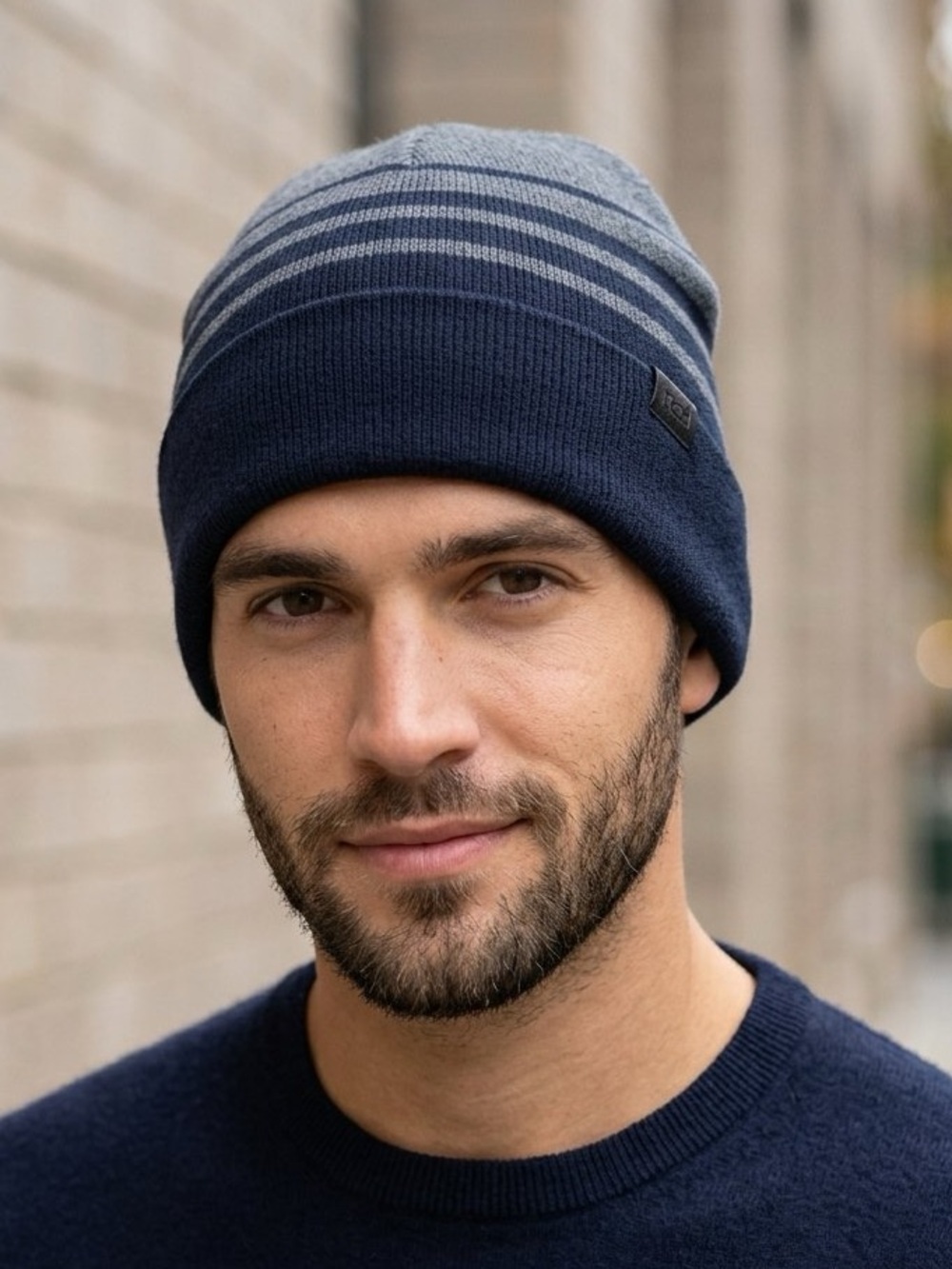 Kenneth Cole Reaction reversible ombré Deep Navy Stripe Beanie NWT